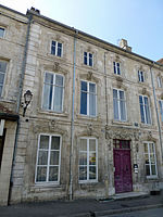 Neufchâteau-Maison, 2 place Jeanne d'Arc (1).jpg