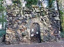Ruins of the Shell Grotto. Newhailes Shell Grotto, frontage, Musselburgh, East Lothian.jpg