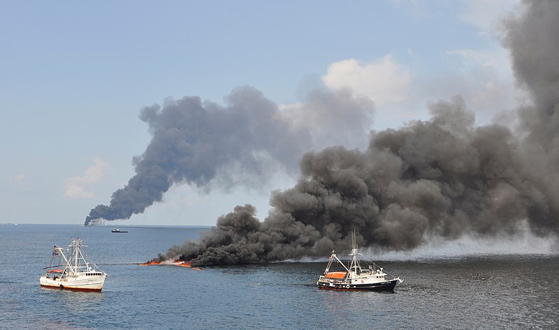 File:Office of the Administrator (Lisa P. Jackson) - Various Images (BP Oil Spill) - GULF OF MEXICO - Vessels of Opportunity pull oil into a fire boom in a controlled burn with a second - DPLA - 4a438522353666d0a387075e356eed4e.jpg