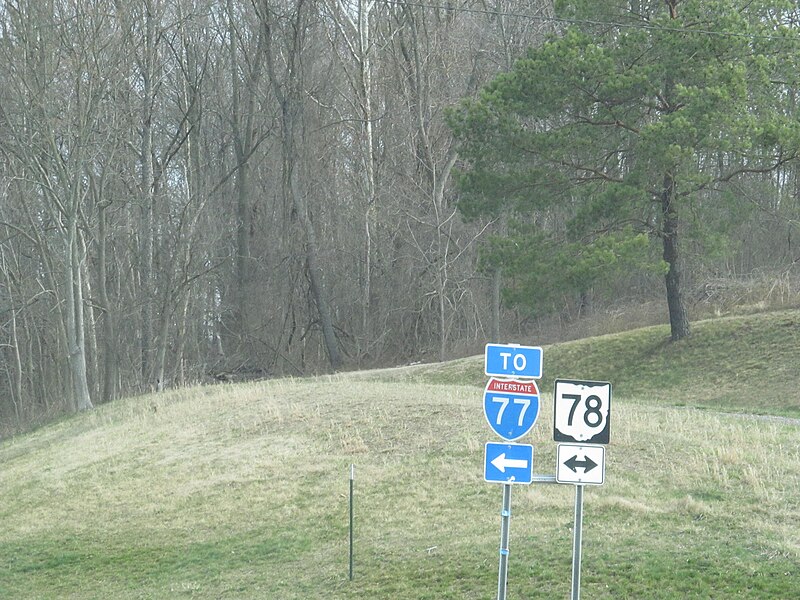 File:Ohio State Route 821 - 8661956353.jpg