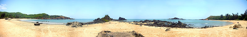 File:Om beach at Gokarna.jpg