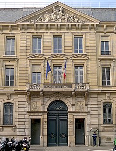 P1000553 Paris aku Rue Croix des Petits-Champs Banque de France reductwk.JPG