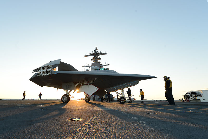 File:Personnel tow a U.S. Navy X-47B Unmanned Combat Air System demonstrator aircraft on the flight deck of the aircraft carrier USS George H.W. Bush (CVN 77) May 14, 2013, in the Atlantic Ocean 130514-N-YZ751-311.jpg