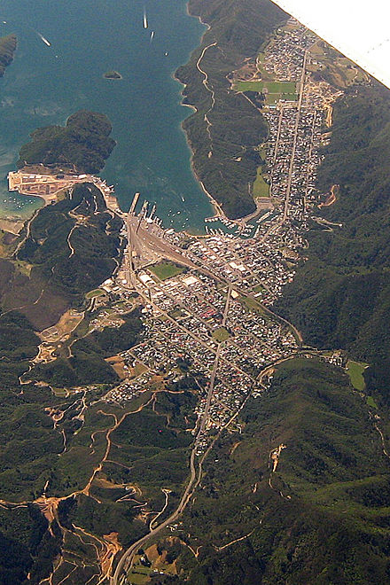 Picton, Shakespeare Bay is on left