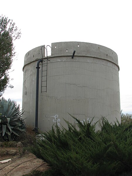 File:PikiWiki Israel 64016 even yehuda water tower.jpg