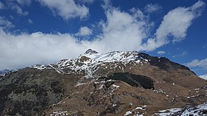 Piz Neir and to the right of it Piz Barscheinz, taken from above Bivio.