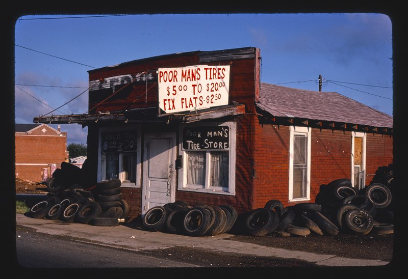 File:Poor Man's Tires, Shreveport, Louisiana LCCN2017707635.tif