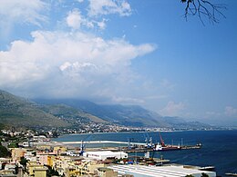 Porto Gaeta côté nord.jpg