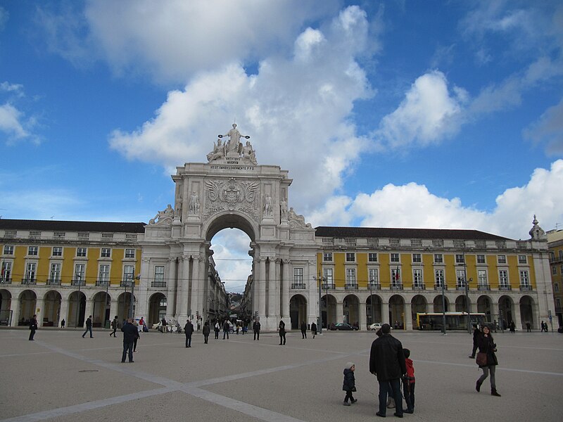 File:Praça do Comércio (14005377582).jpg