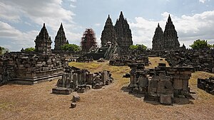 Prambanan: Anlage, Legende, Siehe auch