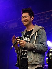 Founder and frontman Dan Smith at Provinssirock festival 2013 in Seinajoki, Finland Provinssirock 20130614 - Bastille - 01.jpg