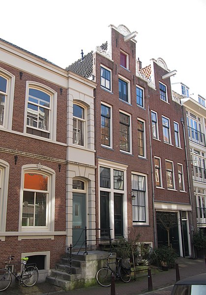 File:RM3614 RM3613 Nieuwe Looiersstraat 74 en 72.jpg