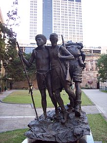 Statue in Brisbane commemorating the Kokoda Trail and the Fuzzy Wuzzy Angels. Raphael Aimbari.jpg