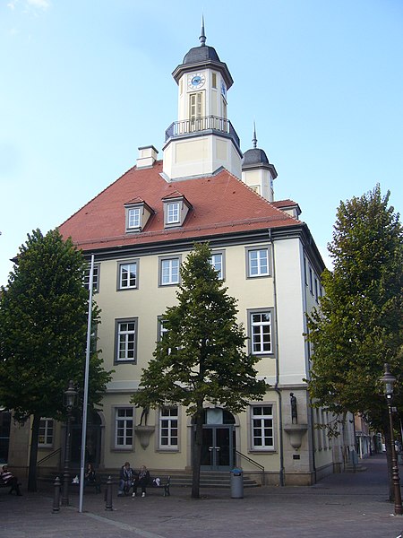 File:Rathaus TUT2008.JPG