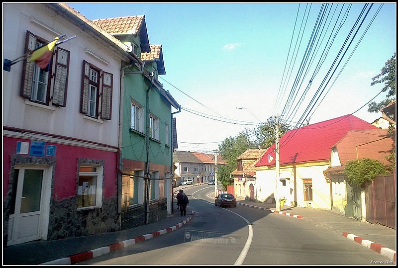 File:Reghin, Romania - panoramio (2).jpg