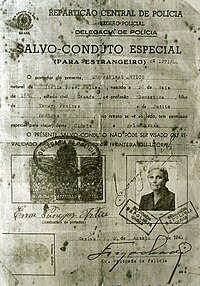 Safe conduct issued in favor of Ema Panigaz Artico for travelling from Caxias do Sul to Sao Marcos, 1944. SalvoConduto-EmaPanigazArti.jpg