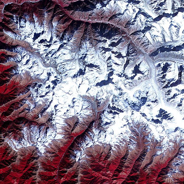 File:Satellite image of Chorabari glacier.jpg