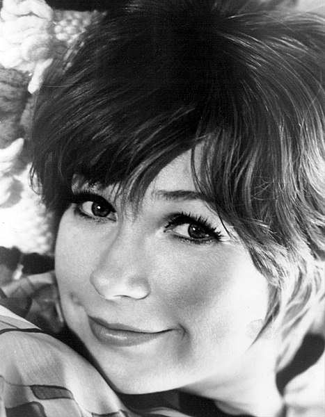 File:Shirley MacLaine 1970.jpg