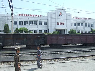 <span class="mw-page-title-main">Sinanju</span> Place in South Pyongan Province, North Korea