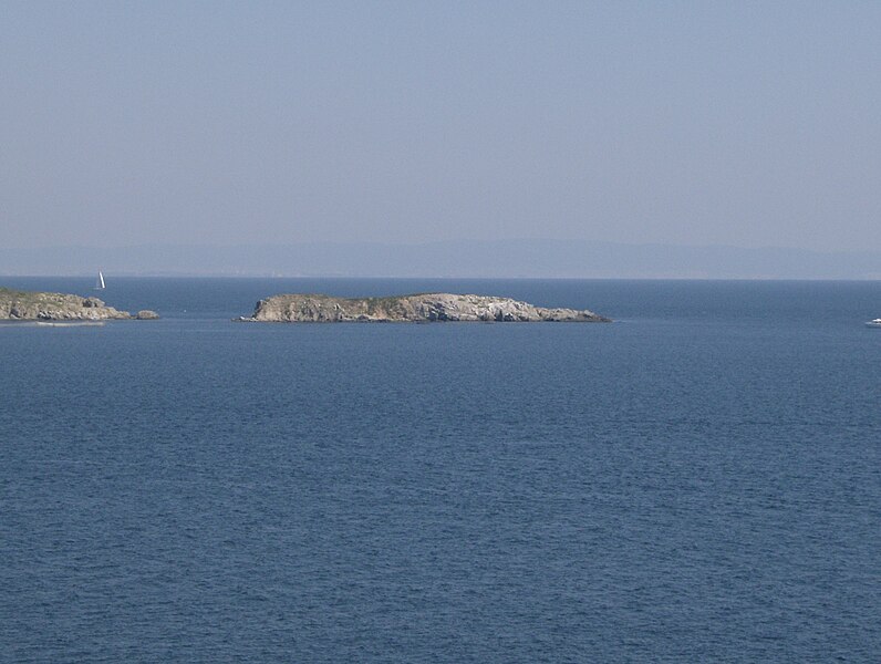 File:St. Peter Island, Bulgaria 1.jpg