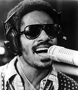 Stevie Wonder's "I Just Called to Say I Love You" also topped the Hot 100 and won the musician an Academy Award. Stevie Wonder 1973.JPG