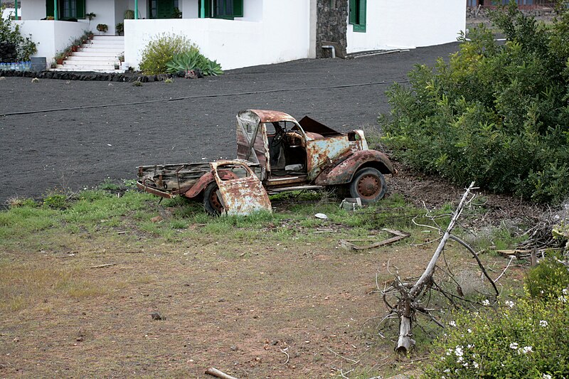 File:Tías Macher - Camino de los Olivos 01 ies.jpg