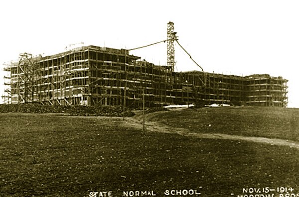 Stephens Hall, under construction in 1914.