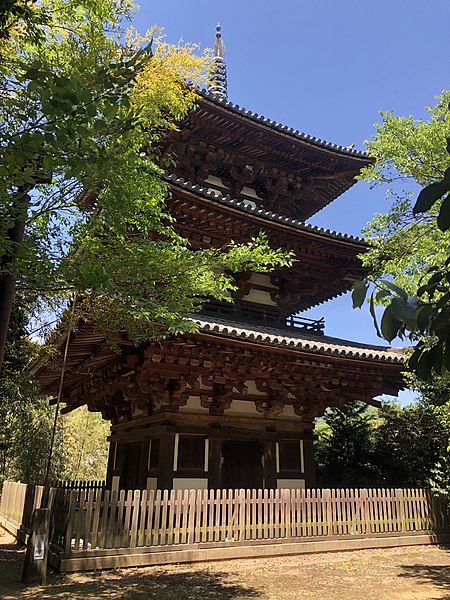 File:Taimadera Eastpagoda 201905.jpg