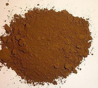 Pigmentul natural sau crud umbrin este o argilă bogată în oxid de fier și mangan.