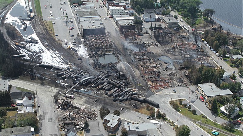 File:The Lac-Mégantic derailment (32970112334).jpg