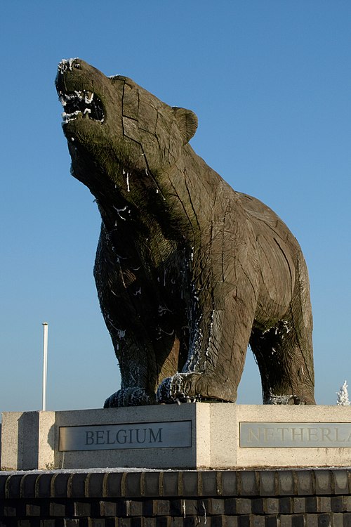 The Polar Bear Memorial was the first memorial dedicated on site, on 7 June 1998.