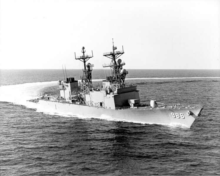 File:USS Harry W. Hill DD-986.jpg