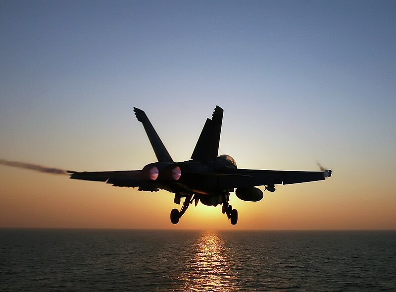 File:US Navy 071106-N-6346S-295 An F-A-18F Super Hornet, assigned to the.jpg