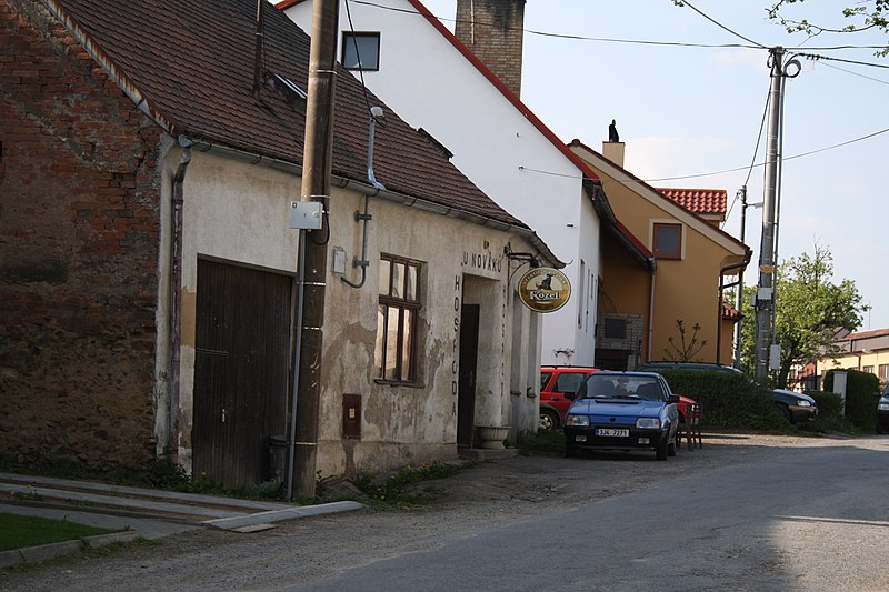 File:U Nováků pub in Předín, Czech Republic.jpg