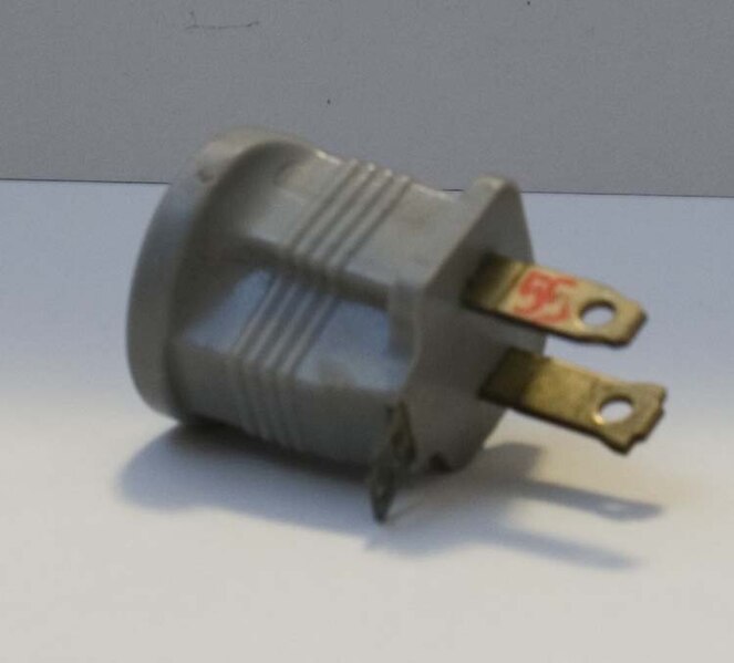 File:Us grounding adapter side view.jpg