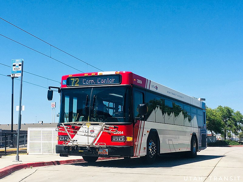 File:Utah Transit Authority route 72.jpg