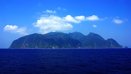 Whole view of Mikurajima.jpg