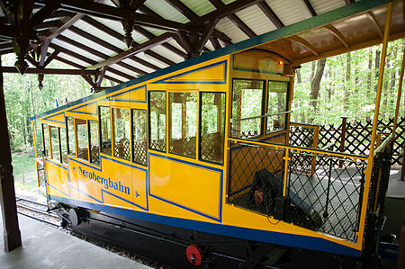 Wiesbaden Nerobergbahn 2010 05 01 17.08.21