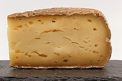 WikiCheese - Tomme de Savoie - 20150619 - 005.jpg