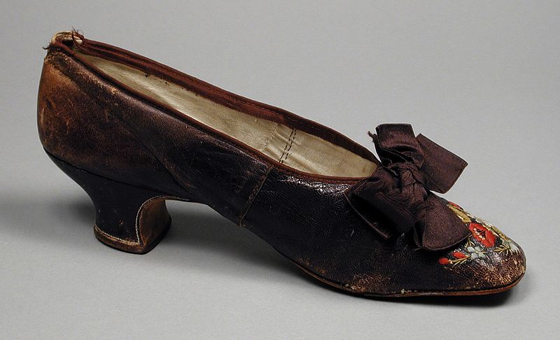 File:Woman's Slipper LACMA 37.24.78.jpg