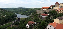 Pohled na město Znojmo a zátopu vodní nádrže