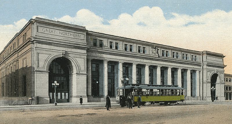 File:"Great Northern Station, Minneapolis, Minn." - postcard (cropped).jpg