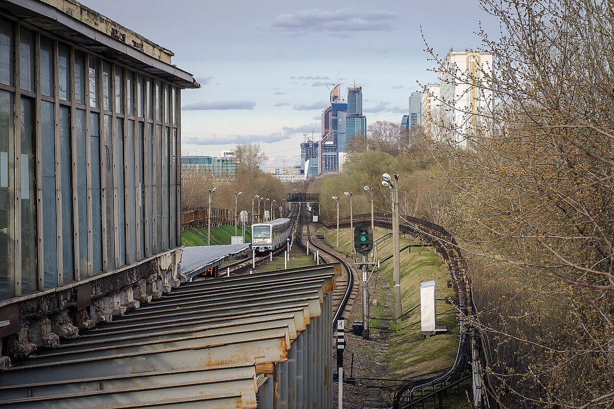 Филевский парк станция метро