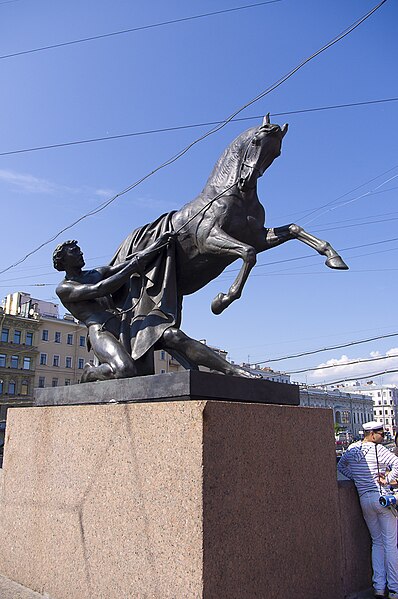 File:Питер лето-2011 - Аничков мост.jpg