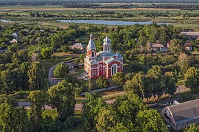 Вид с воздуха на Успенскую церковь