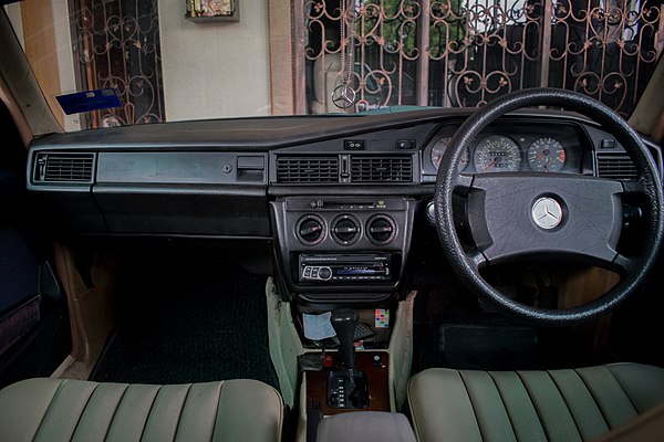 1985 Mercedes-Benz 190 E Interior