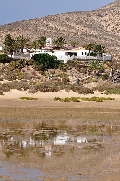 File:2012-01-14 15-04-41 Spain Canarias Jandía.jpg