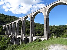 Le viaduc de Cize-Bolozon.