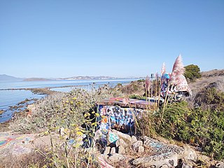 <span class="mw-page-title-main">Albany Bulb</span> Former landfill in Albany, California