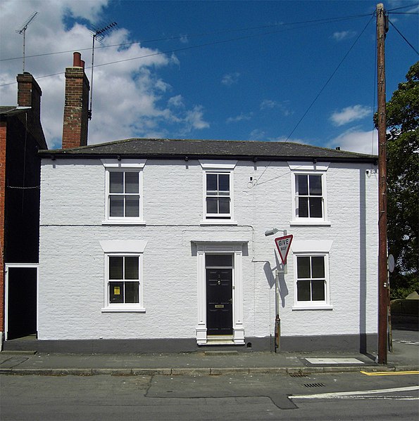 File:2 Westfield Road, Barton Upon Humber - geograph.org.uk - 1947092.jpg